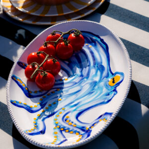 DSC05519 Italiensk serveringsfad med håndmalet blæksprutte | 35 cm