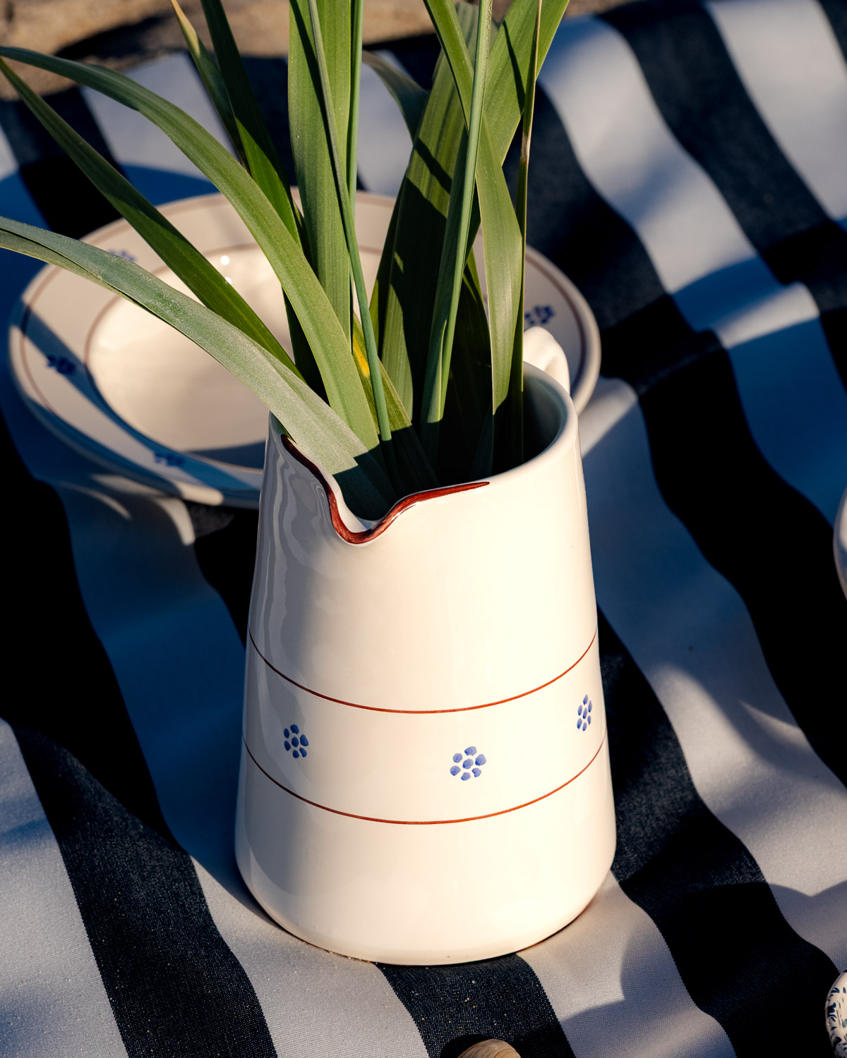 Italiensk keramik kande med Fiorina-blomster