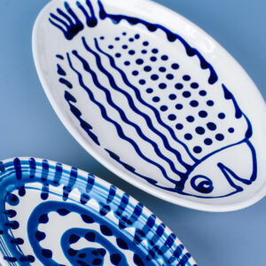Italiensk serveringsfad med håndmalet fisk | 30 cm